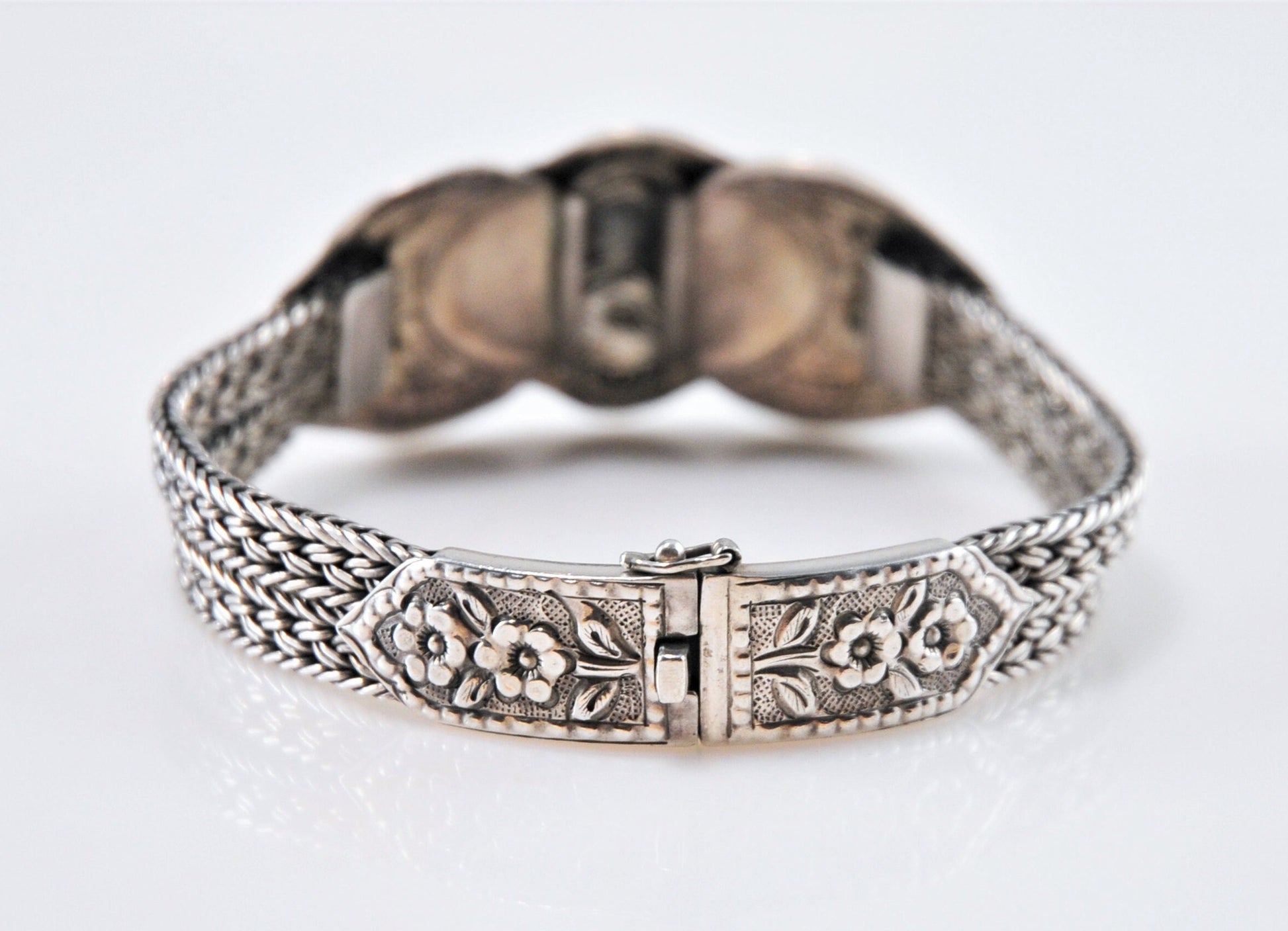 Thailand 925 Double Braided Wheat Bracelet With Repousse Floral Plate - silvervintagejewelry